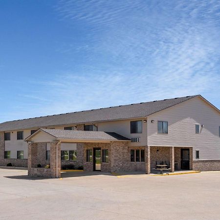 Hotel Super 8 By Wyndham Humboldt Exterior foto